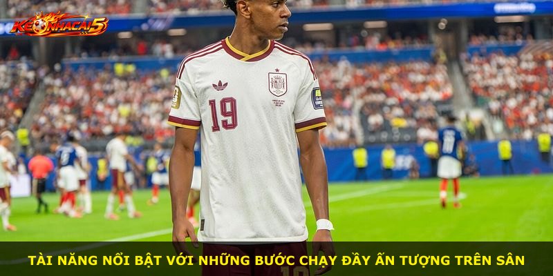 Tài năng nổi bật với những bước chạy đầy ấn tượng trên sân